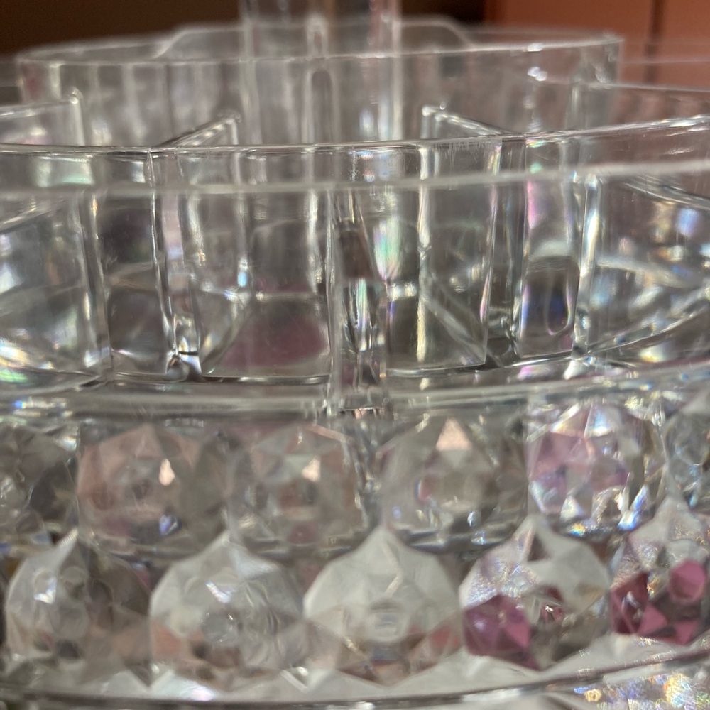 Spinning Cosmetic organizer, Acrylic, Products not included, Lots of Storage - Picture 11 of 11